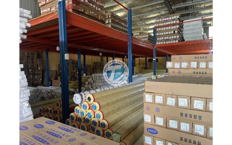 Kho vật tư của Phát Triển Trung Việt đảm bảo nguồn cung lớn 